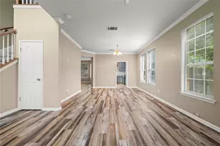 106 Reinhardt Ct, Georgetown, TX 78626 - Photo 4