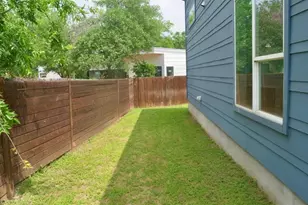 1131 Mason Ave, Austin, TX 78721 - Photo 18