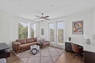 1900 Barton Springs Rd, Austin, TX 78704 - Photo 12