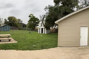 941 E 52nd St, Austin, TX 78751 - Photo 6