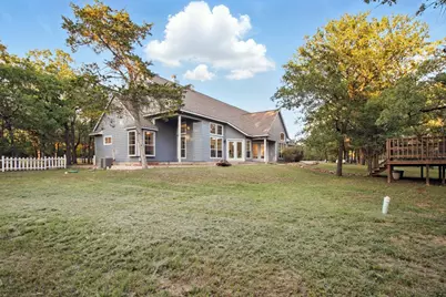 106 Woodcutter Court, Bastrop, TX 78602 - Photo 32