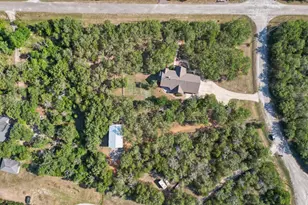 106 Woodcutter Ct, Bastrop, TX 78602 - Photo 2