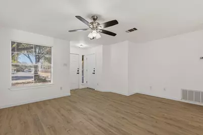 1007 Port Daniel Drive, Leander, TX 78641 - Photo 4
