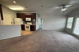 1900 Scofield Ridge Pkwy, Austin, TX 78727 - Photo 4