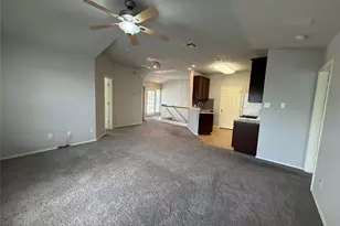1900 Scofield Ridge Pkwy, Austin, TX 78727 - Photo 6