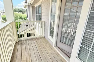 1900 Scofield Ridge Pkwy, Austin, TX 78727 - Photo 16