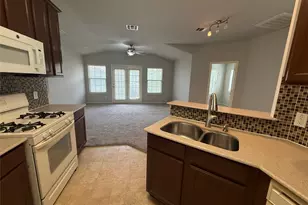 1900 Scofield Ridge Pkwy, Austin, TX 78727 - Photo 16
