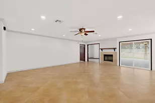 300 Hickok Ct, Austin, TX 78753 - Photo 4