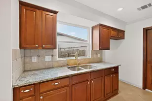 300 Hickok Ct, Austin, TX 78753 - Photo 8