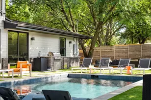 6100 Gena Ct, Austin, TX 78757 - Photo 36