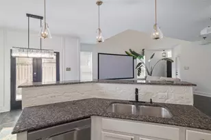 2101 Rivers Edge Way, Austin, TX 78741 - Photo 12