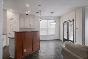 2101 Rivers Edge Way, Austin, TX 78741 - Photo 10