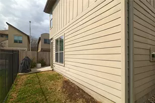 2101 Rivers Edge Way, Austin, TX 78741 - Photo 28