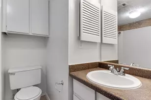 2401 Leon St, Austin, TX 78705 - Photo 10