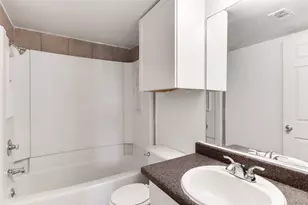 2401 Leon St, Austin, TX 78705 - Photo 14