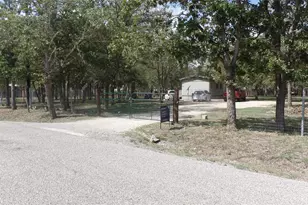 150 Mandy Ln, Red Rock, TX 78662 - Photo 4
