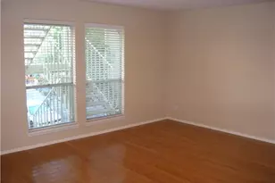 202 E 45th St, Austin, TX 78751 - Photo 2