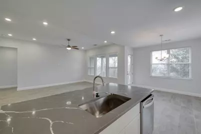 132 Kahalulu Drive, Bastrop, TX 78602 - Photo 10