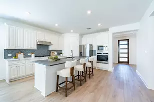 1040 Villa Rialto View, Leander, TX 78641 - Photo 10