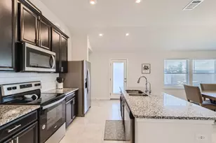 195 Star Light Wy, Kyle, TX 78640 - Photo 10