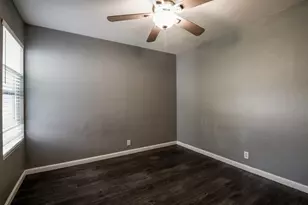 2301 Tern Cir, Austin, TX 78744 - Photo 10