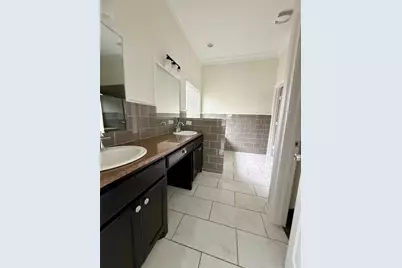 398 Mesa Drive #B, Del Valle, TX 78617 - Photo 6