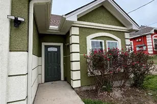 398 Mesa Dr, Del Valle, TX 78617 - Photo 16