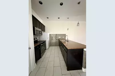 398 Mesa Drive #B, Del Valle, TX 78617 - Photo 10