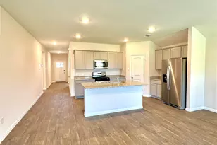 150 Galanthus Ct, Kyle, TX 78640 - Photo 4