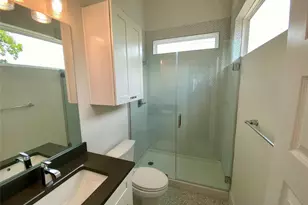 2500 Sweeney Ln, Austin, TX 78723 - Photo 14