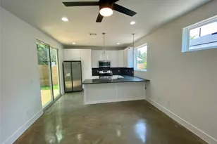 2500 Sweeney Ln, Austin, TX 78723 - Photo 4