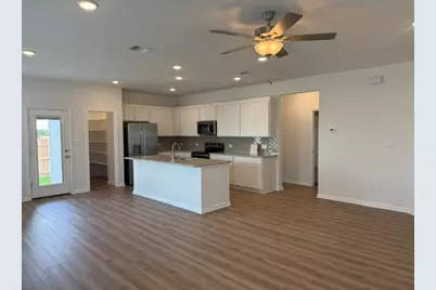 205 Gene Ray, Bertram, TX 78605 - Photo 8