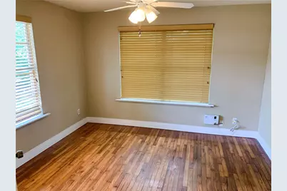 1002 W Saint Johns Avenue, Austin, TX 78757 - Photo 12
