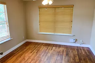 1002 W St Johns Ave, Austin, TX 78757 - Photo 12