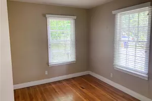 1002 W St Johns Ave, Austin, TX 78757 - Photo 18