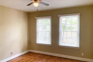 1002 W St Johns Ave, Austin, TX 78757 - Photo 16