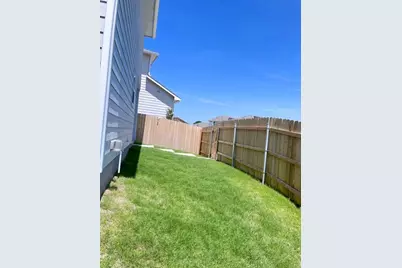 9721 Morning Iris Drive, Manor, TX 78653 - Photo 18