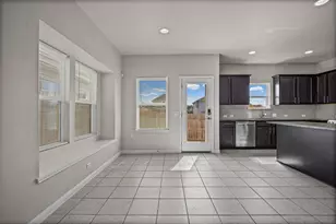 9721 Morning Iris Dr, Manor, TX 78653 - Photo 10