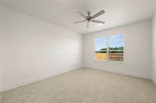 552 Gus Loop, Georgetown, TX 78626 - Photo 16