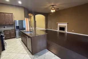 404 E Nakoma Dr, Hutto, TX 78634 - Photo 10