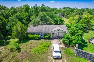 10203 Oak Grove Cir, Austin, TX 78736 - Photo 4