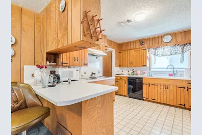 12900 Lowden Lane, Manchaca, TX 78652 - Photo 10