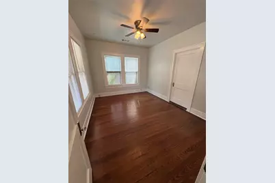 915 W 29th Street, Austin, TX 78705 - Photo 4