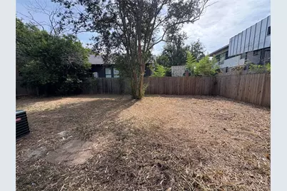 915 W 29th Street, Austin, TX 78705 - Photo 20