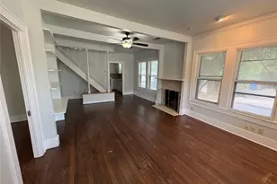 915 W 29th St, Austin, TX 78705 - Photo 2