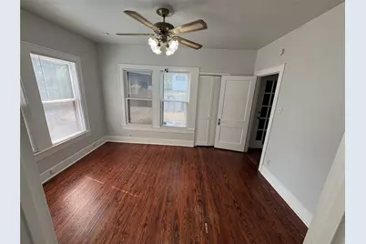 915 W 29th Street, Austin, TX 78705 - Photo 8