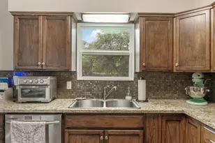 4705 Manchaca Rd, Austin, TX 78745 - Photo 14