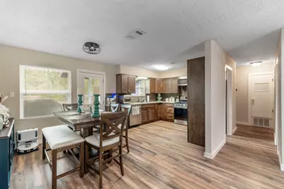 4705 Manchaca Road, Austin, TX 78745 - Photo 12