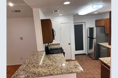 600 Eaglecreek Drive, Leander, TX 78641 - Photo 10