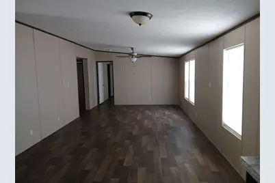 8717 Fm 1115 #C, Flatonia, TX 78941 - Photo 4